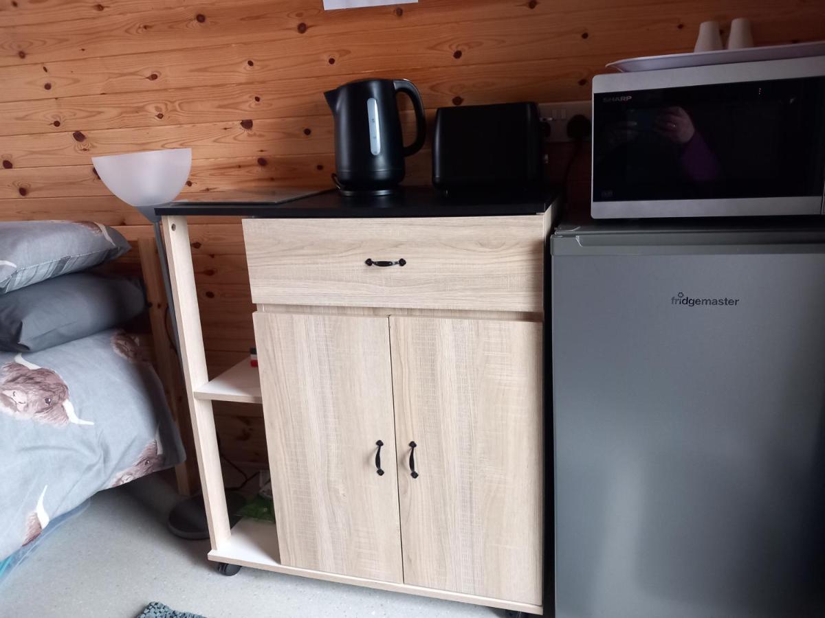 Hillside Camping Pods And Shepherd'S Hut Wick  Bilik gambar